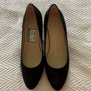Black suede dressy wedge shoes size 7.5M